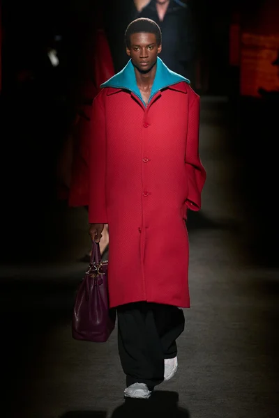Look 72